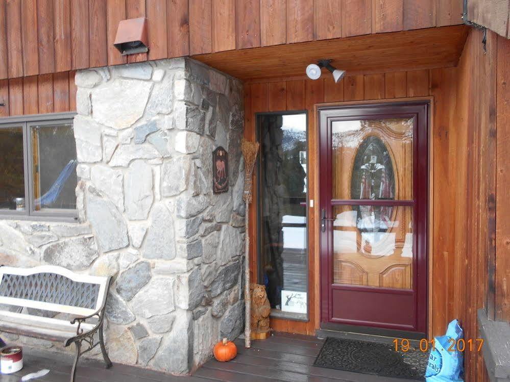 Dream Haven Guest Ranch Hotel Marion Bagian luar foto